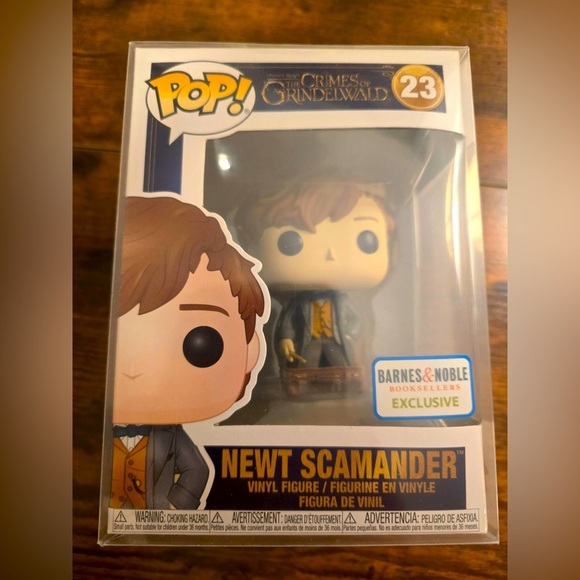 Funko Pop Fantastic Beasts Newt Scamander #23 Exclusive NEW In Protector - Picture 1 of 4